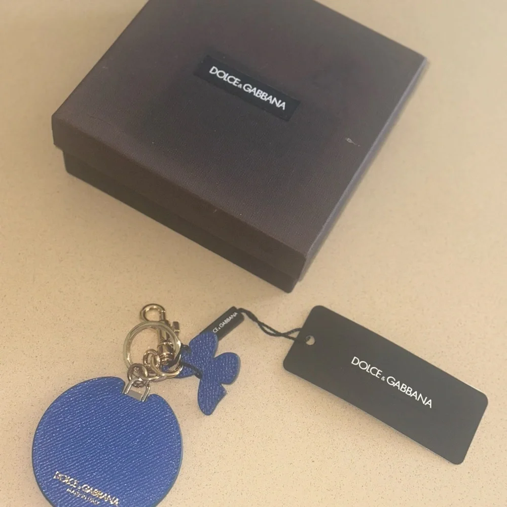 Dolce & Gabbana Blue and Silver Butterfly Key Holder - Picture 4 of 4